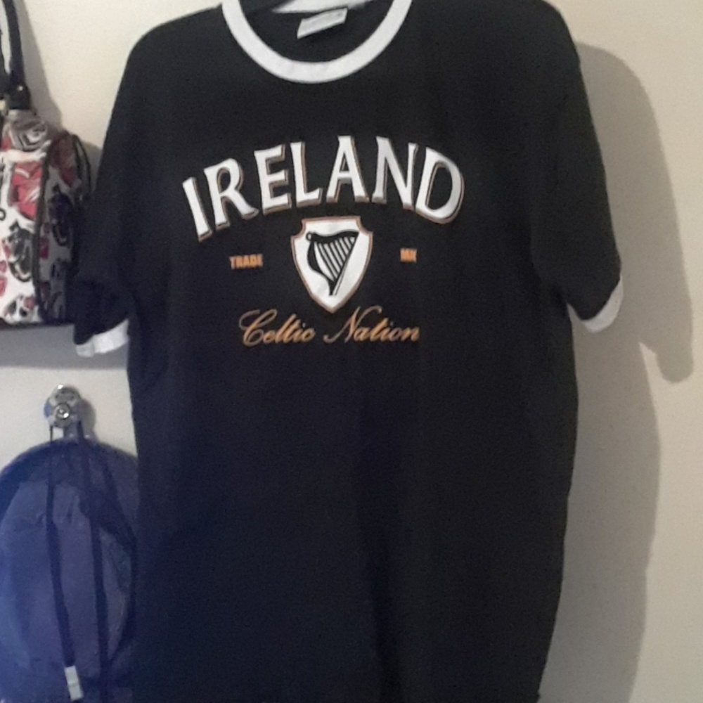 Lansdowne Ireland Large t-shirt